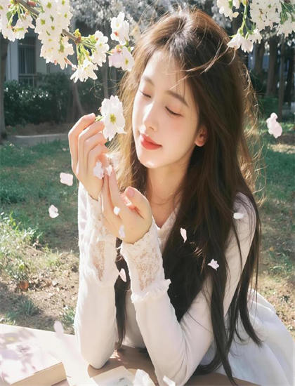 yy6080青苹果影院影院_女人说的AUG是什么意思_神马都是浮云dj